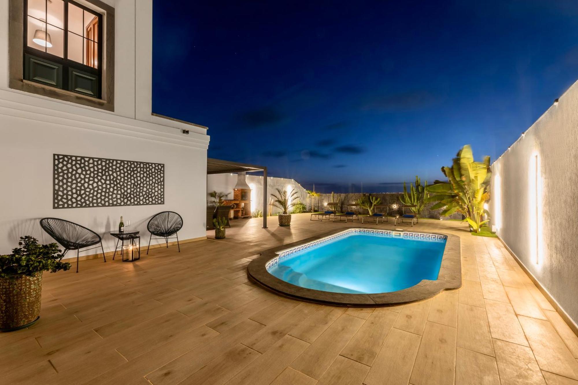 Villa Playa Blanca - Heated Pool, Aircon المظهر الخارجي الصورة