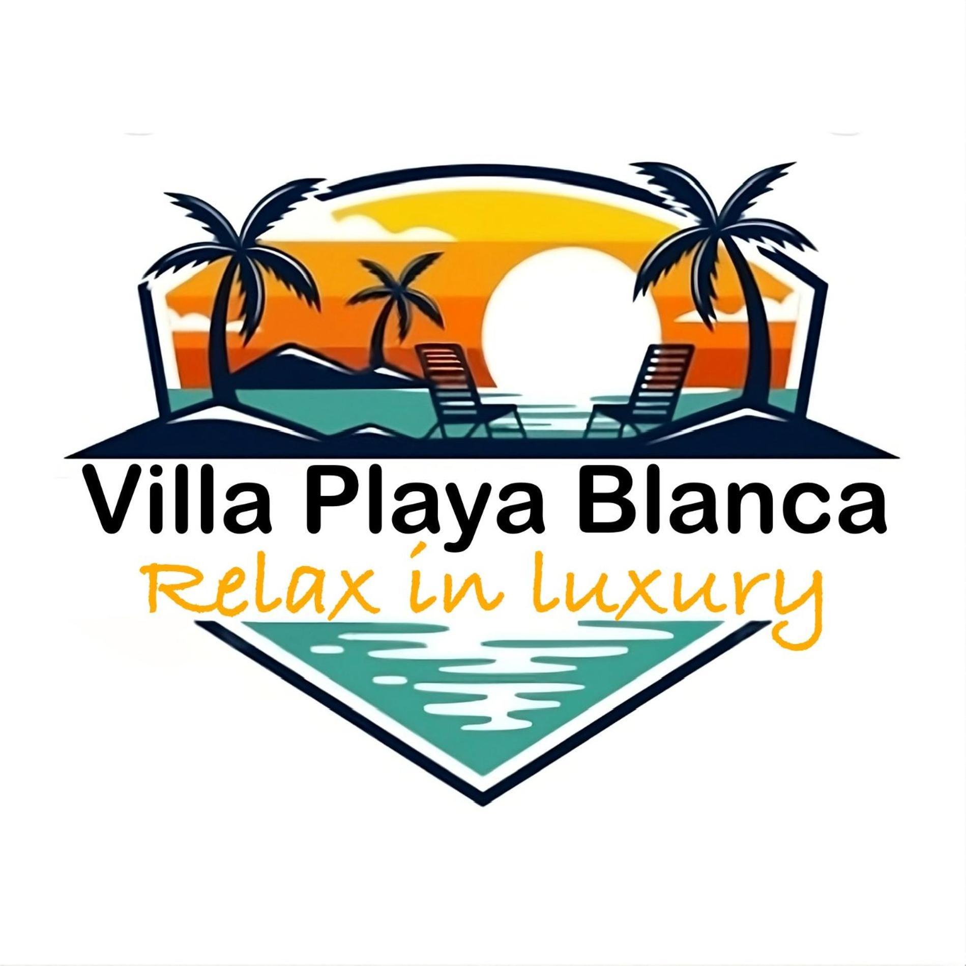 Villa Playa Blanca - Heated Pool, Aircon المظهر الخارجي الصورة